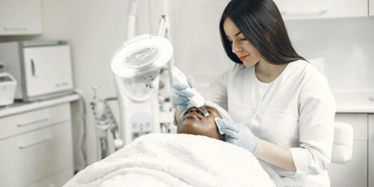 Hydrafacial Device