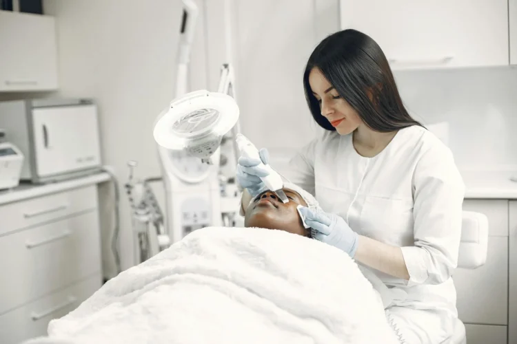 Hydrafacial Device