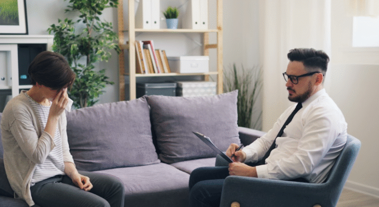 Breaking Down the Stigma: The Benefits of Therapy for Mental Health 1 Mental Health Stigma