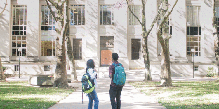 Why College Scholarships are Crucial for Today's High School Graduates