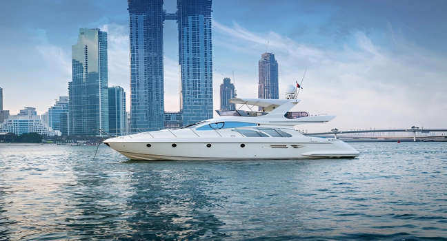 Choosing a Luxury Yacht in Dubai: A Lifestyle Guide 1 Choosing a Luxury Yacht in Dubai: A Lifestyle Guide